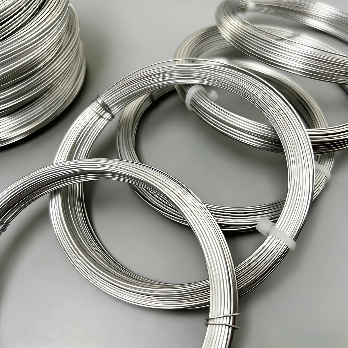 Galvanised Iron Solid Wire 0.3mm-5mm Diameter Metal Steel Wires for Climbing plants, Trellis, Sculpting, Floral, Shaping