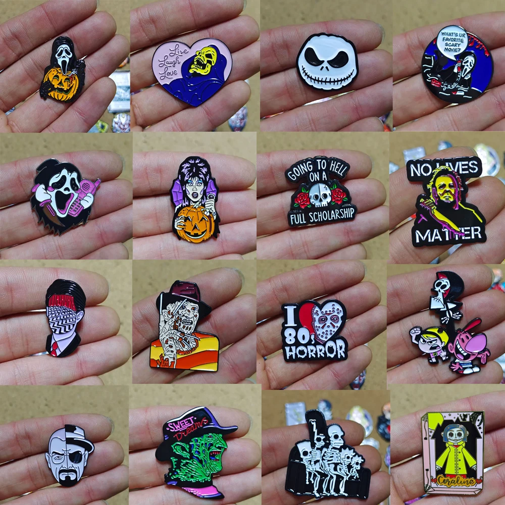 Horrorfilm Periphere Emaille Pin Killer Anstecknadel 90er Jahre Hallowmas Vintage Schmuck für Frauen Mode Accessoires Geschenke