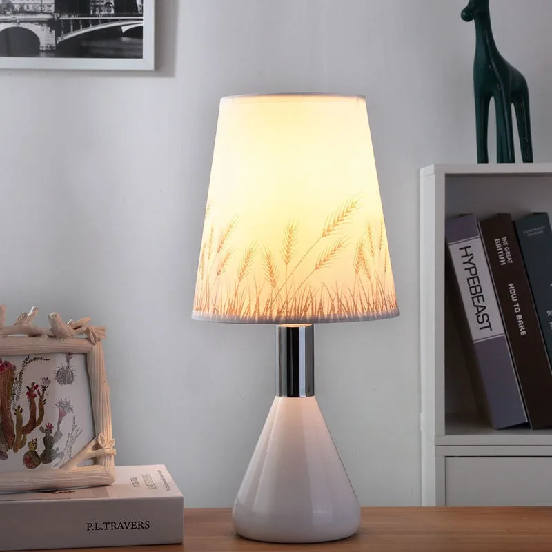 

Personalized night light romantic warm breastfeeding dimming gift desk lamp