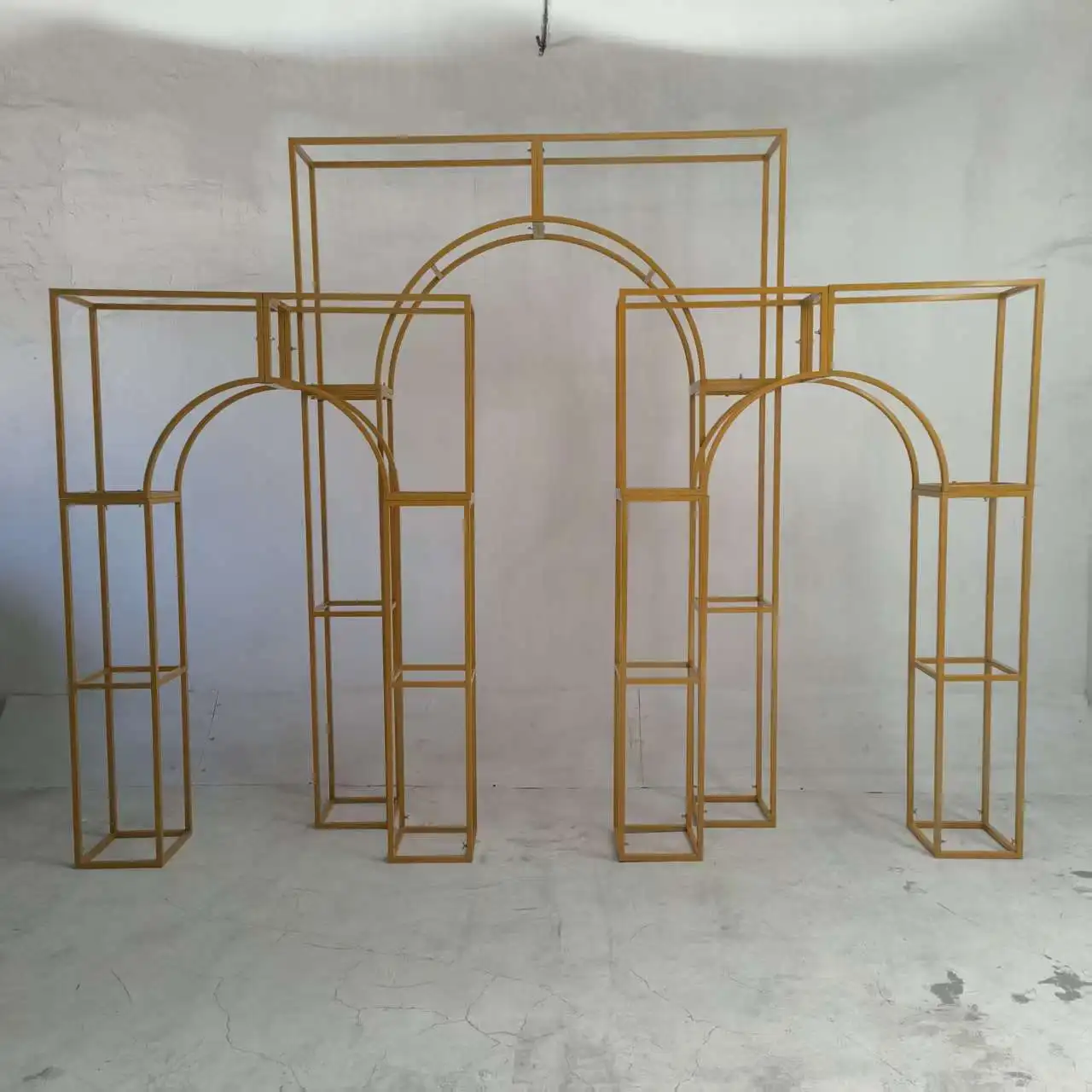 Stage Wedding Party Decoration Arrangement Golden Square Wrought Iron Geometric Arch Screen Flower Stand