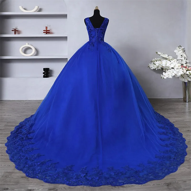 Vestido de quinceañera azul personalizado con Trian o suelo, elegante vestido de baile con cuello en V, vestido de fiesta de lujo, vestido de graduación de talla grande