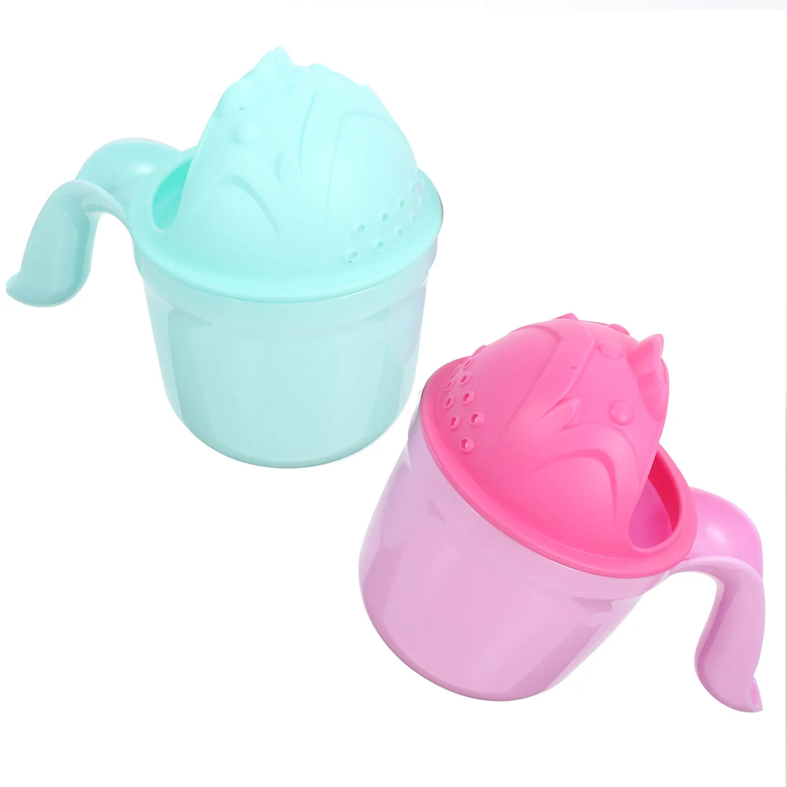 

2pcs Baby Bath Shampoo Cup Kids Rinse Cups Curved Handle PP Shower Spoon Green Red Cartoon Design Safe Water Outlet Fine Output