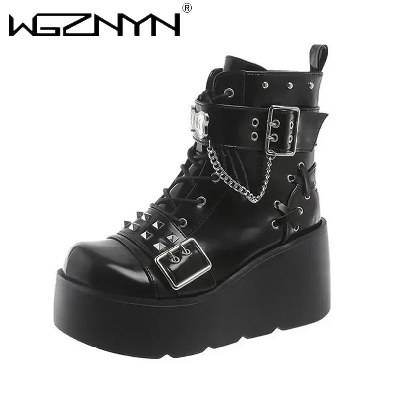 

Женские дизайнерские ботинки с цепочкой и заклепками, новинка 2025, готическая обувь в стиле панк, уличная мода большого размера, женские современные ботинки для косплея, ботинки на платформе