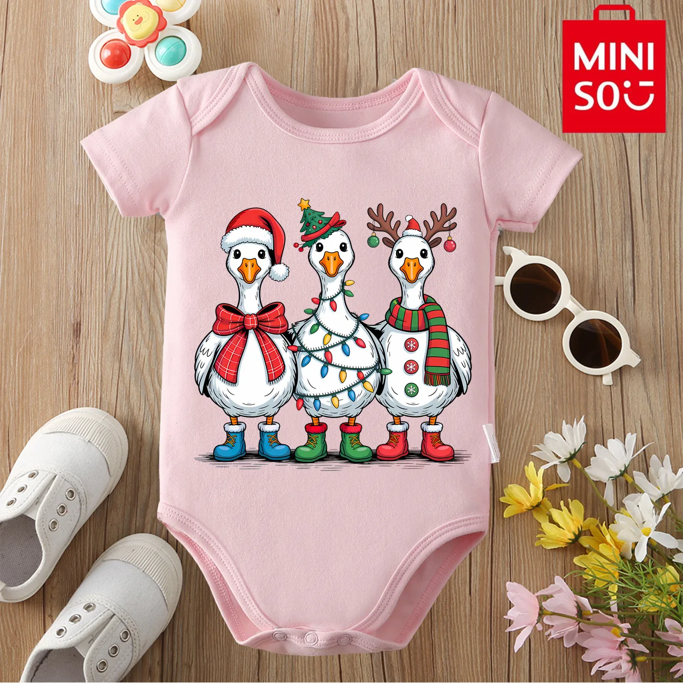 بدلة قطعة واحدة للأطفال من MINISO لعيد الميلاد الأولى على شكل قصب حلوى من القطن الخالص بدلة قطعة واحدة لعمر 0-12 شهرًا لحديثي الولادة أفضل هدية للطفل #4