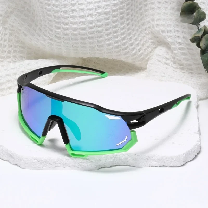 New Outdoor Sports Windproof Goggles Color Changing Cycling Glasses Men's and Women's Fashionable Polarized Sunglasses 바이크 선글라스