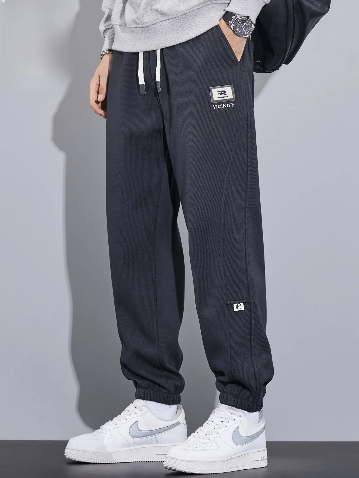 

Мужские повседневные свободные брюки на весну 2026 года с эластичными манжетами, удобные дышащие спортивные штаны