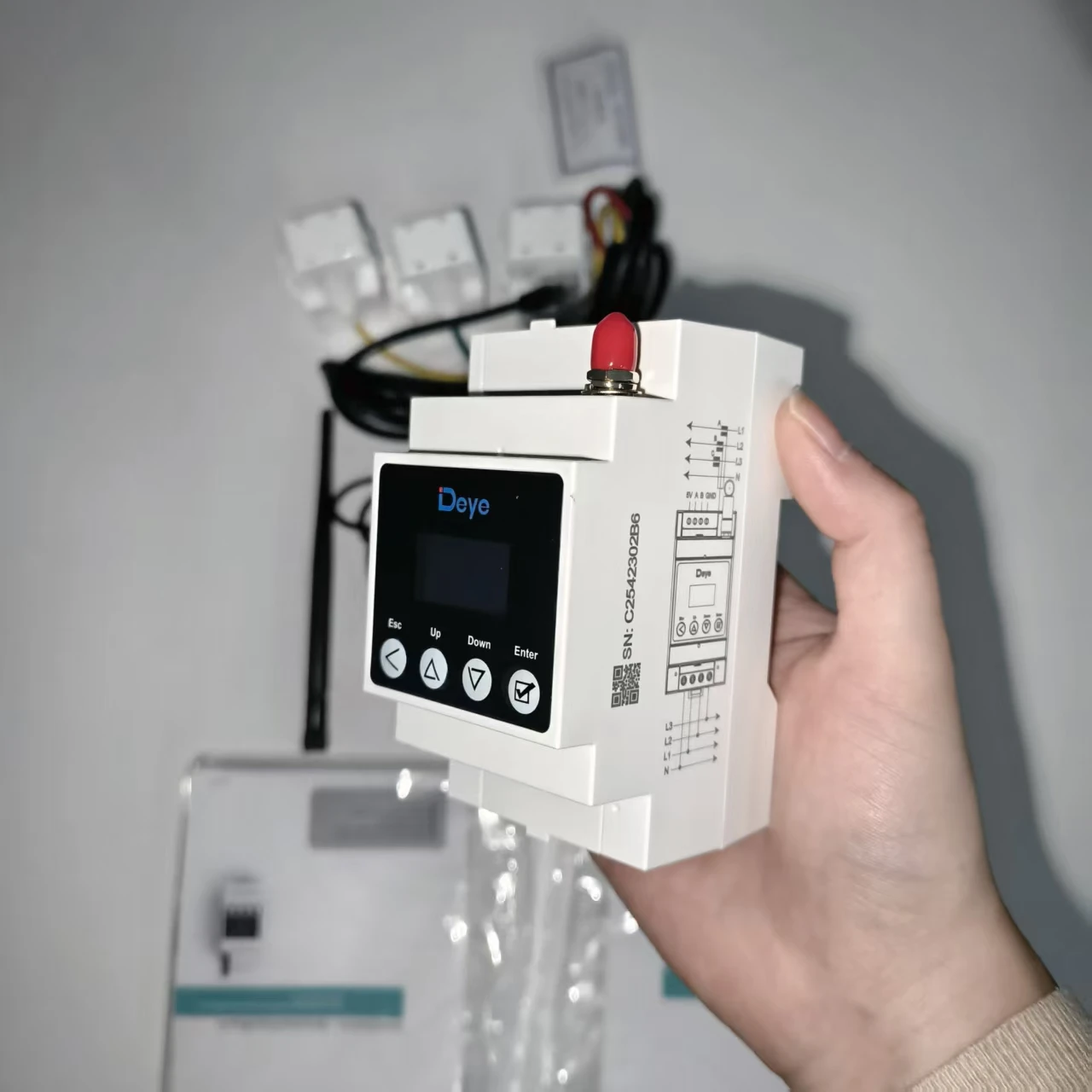 Industrial Wireless CT Clamp Single/Three Phase LoRa RS485 200m Transmission Range Energy Monitoring Device