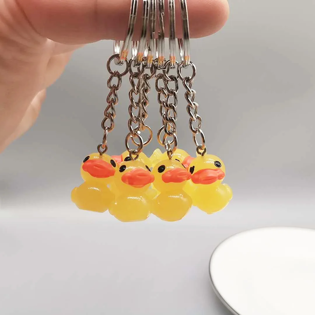 Cute Mini Cartoon Little Yellow Duck Keychain For Men And Women Fashion Bag Pendant Car Key Ring Friend Couple Gift Wholesale