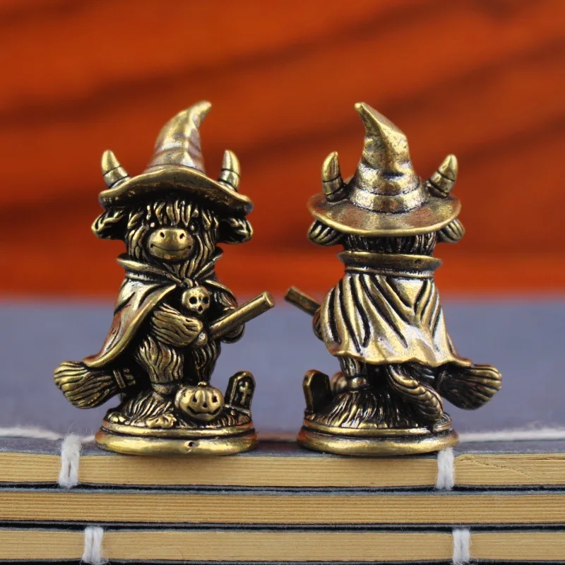 Vintage Brass Highland Cow Witch Figurine Wizard Cow Riding A Broom Statue Miniature Animal Ornament for Desk Home Decor