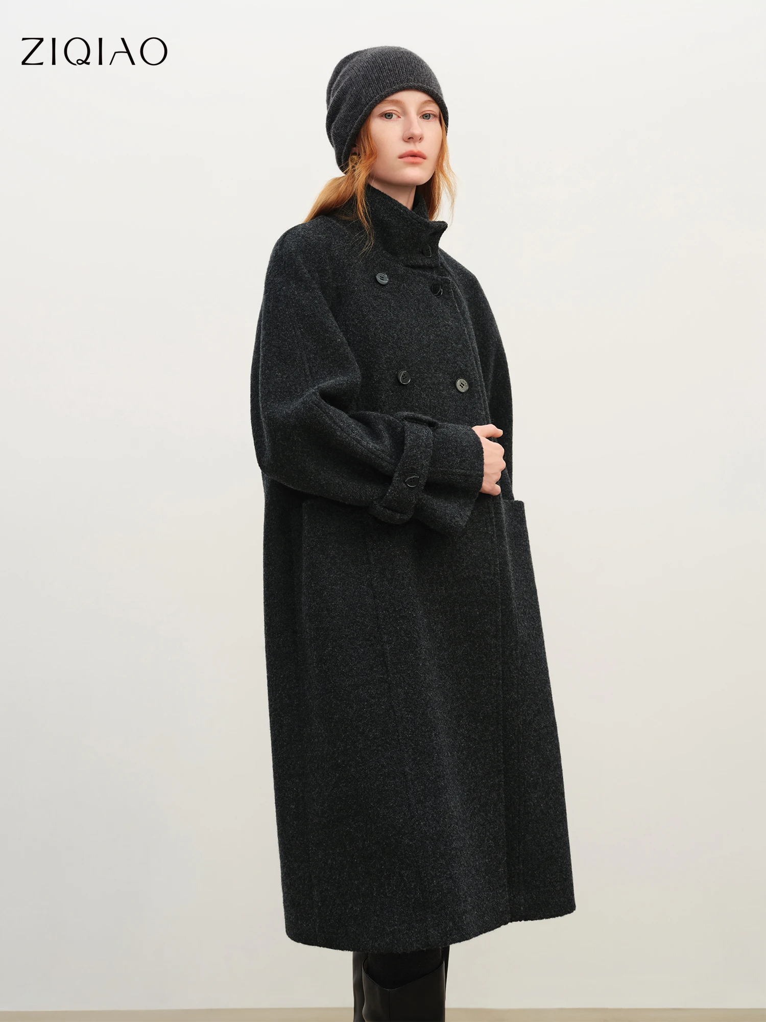 

ZIQIAO Petite-Friendly Notched Collar Wool Tweed Oversized Coat 2025 Winter New Arrival Double-Breasted Women's Wool Overcoat