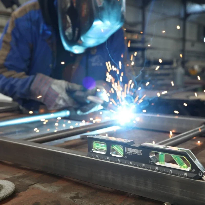 Aksesoris Alat Level Torpedo Magnetik TOUGHBUILT TB-H2-L-9T-M 9-in