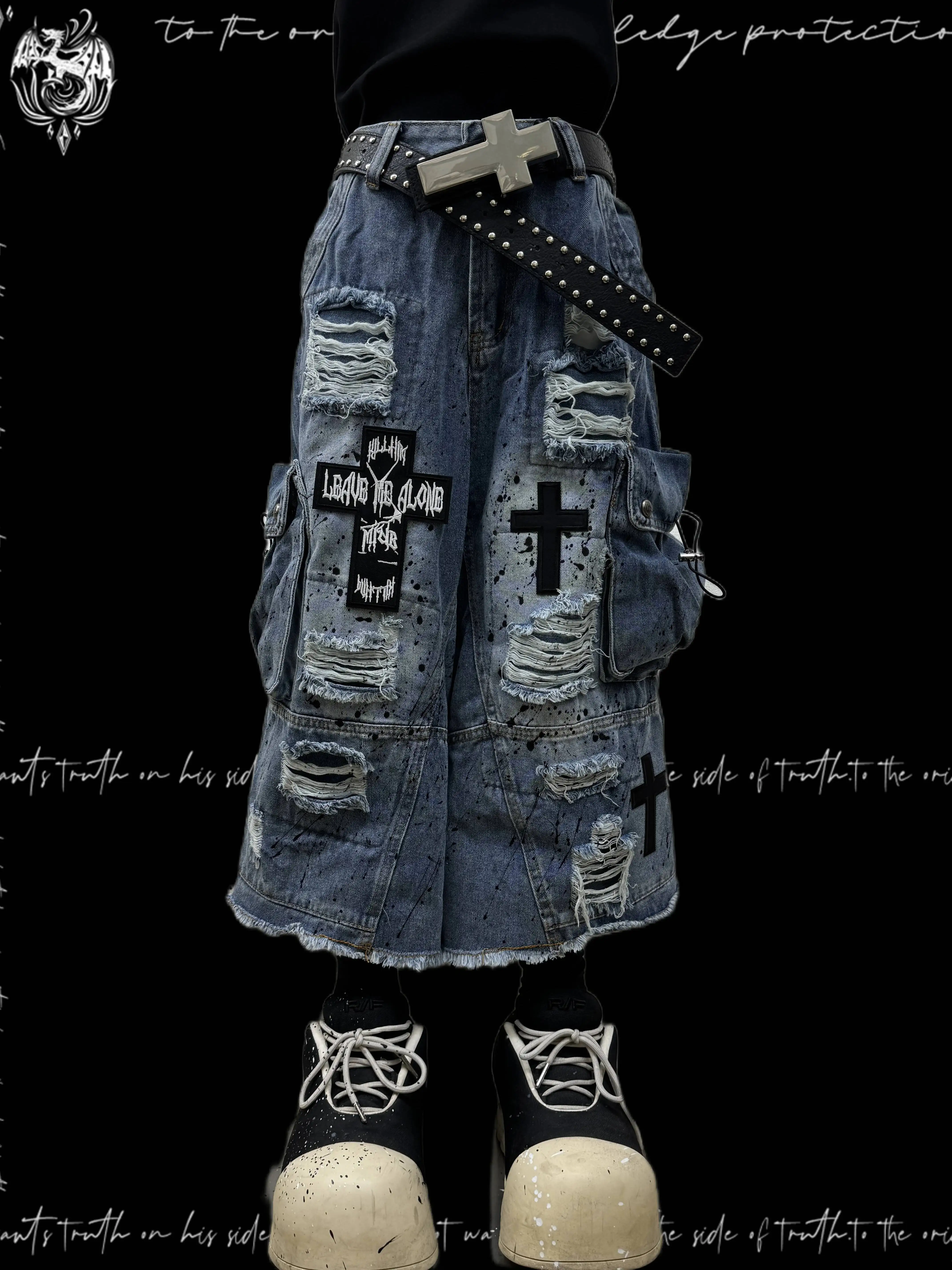 Gothic Punk Jeans 2026 Spring Men's Women's Rock Pocket Graffiti Jeans Distressed Ink Splash Street Punk Wide Leg Capri Pants