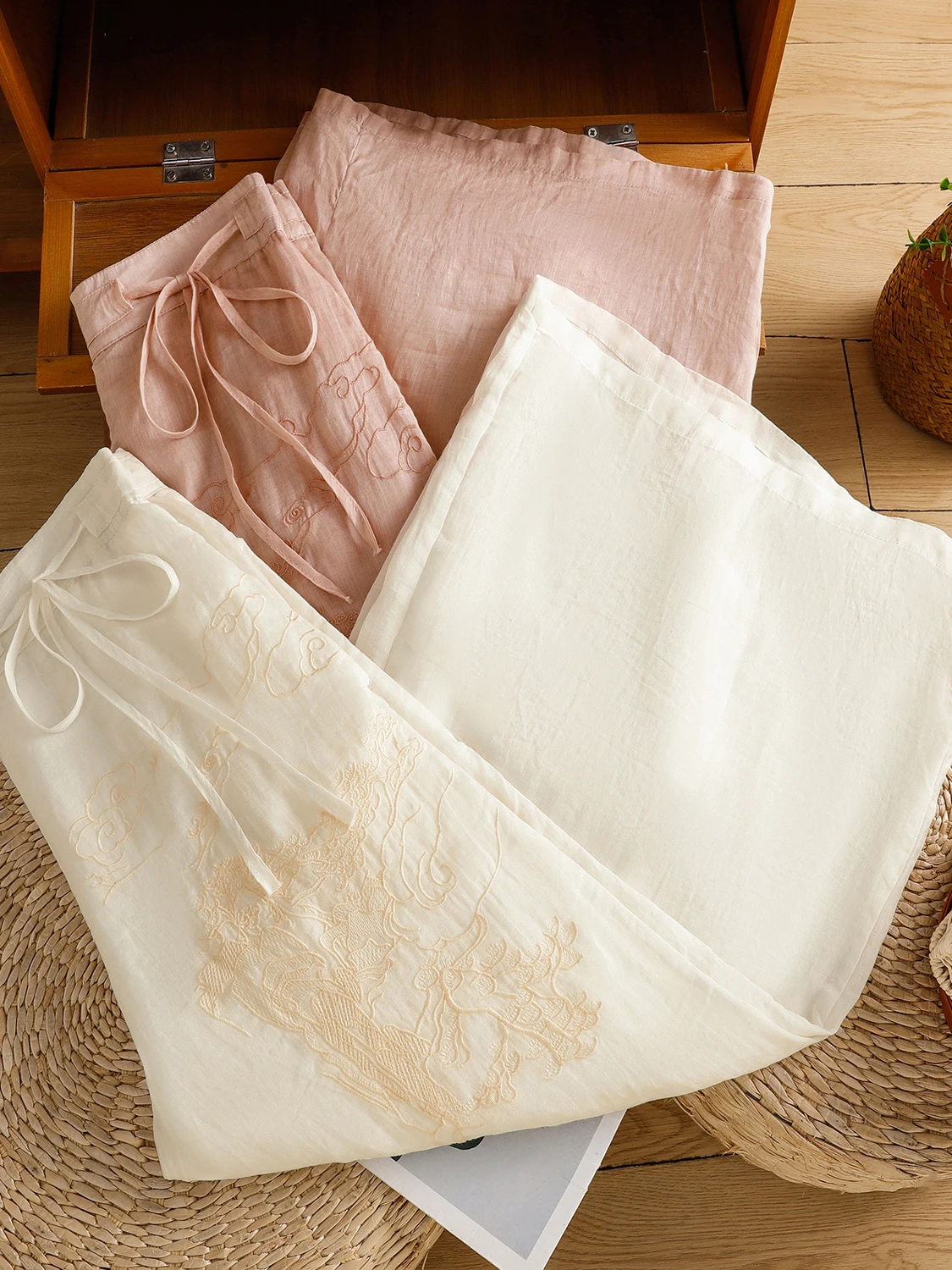 Pantalones de pierna ancha de lino ligeros y transpirables, pantalones informales finos de corte recto bordados para mujer de talla grande de verano