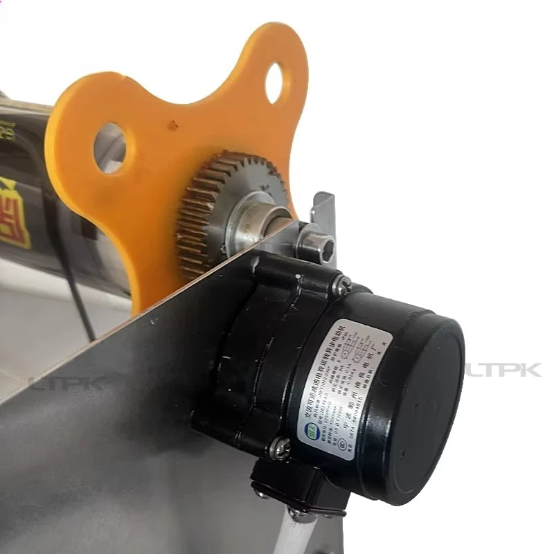 Confezionatrice per film Gelato Yogurt Macchina per sigillare tazze di caffè Macchina per sigillare automaticamente la plastica di carta