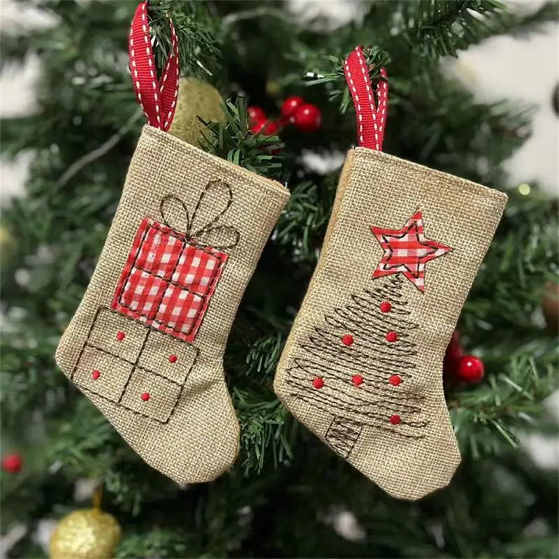 1PC Embroidery Christmas Stocking Christmas Socks Xmas Tree Hanging Pendent Retro Gift Bag Holder New Year Party Supply  ﻿