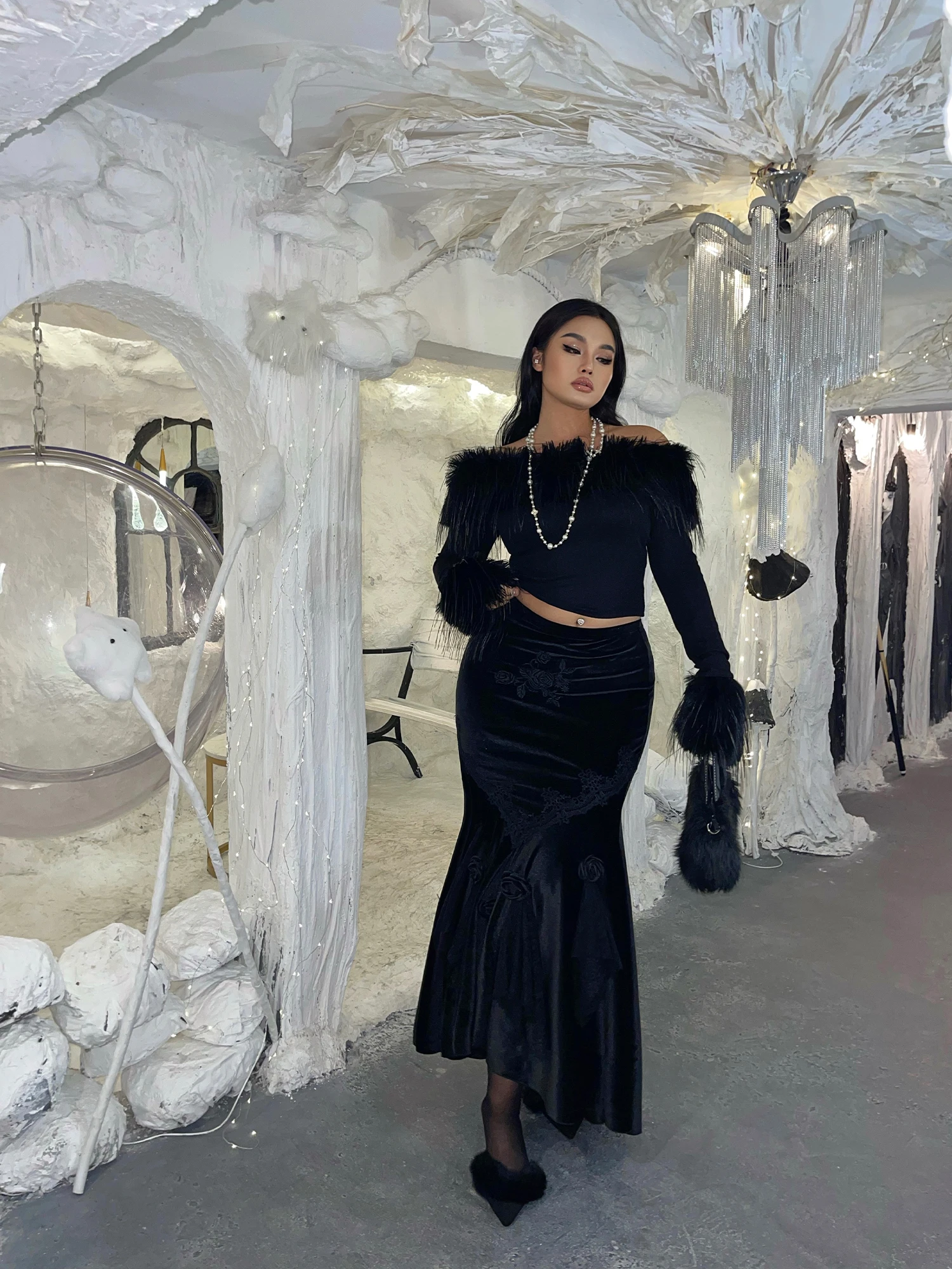 Women's Autumn Winter European American Black Retro High Waist Skirt A-line Solid Color Street Gothic Velvet Fishtail Skirts