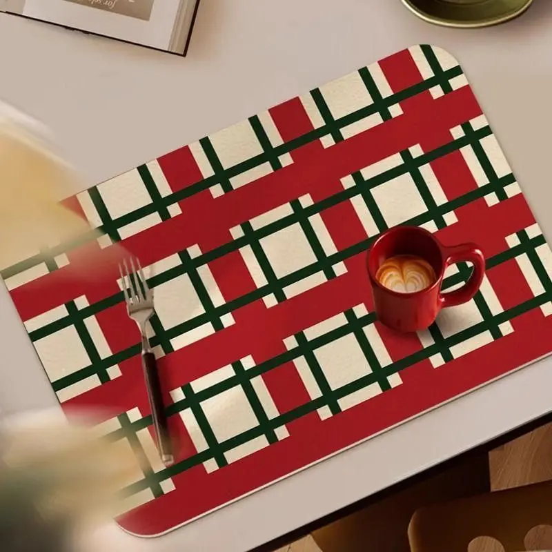 VIKAMA Red Ivory Check Gingerbread Man Shape Christmas Table Mat Placemat Kitchen Decor Dining Room Cute Durable Cozy Aesthetic
