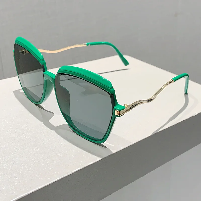 Fashion Vintage Luxury Brand Designer Irregular Sunglasses Women For Men Sun Glasses Punk Popular Oversized Big Frame Shades