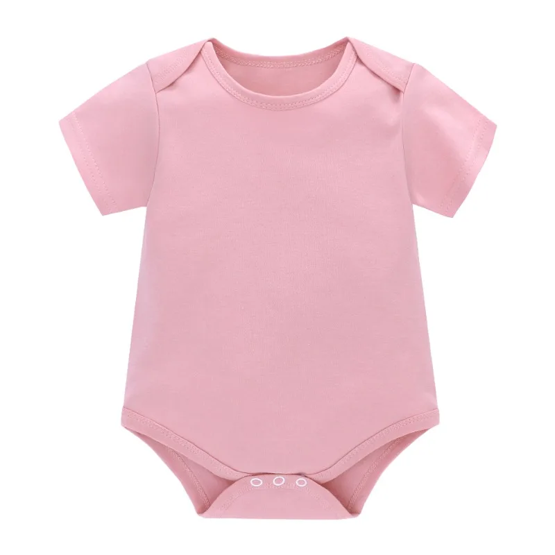 Вязаный комбинезон с короткими