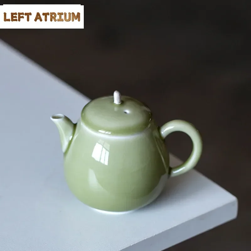 

100 мл Yue Kiln Celadon Dragon Egg Чайник Креативный чайник для заварки чая Чайник с шариковым отверстием Dahongpao Чайная церемония Craft
