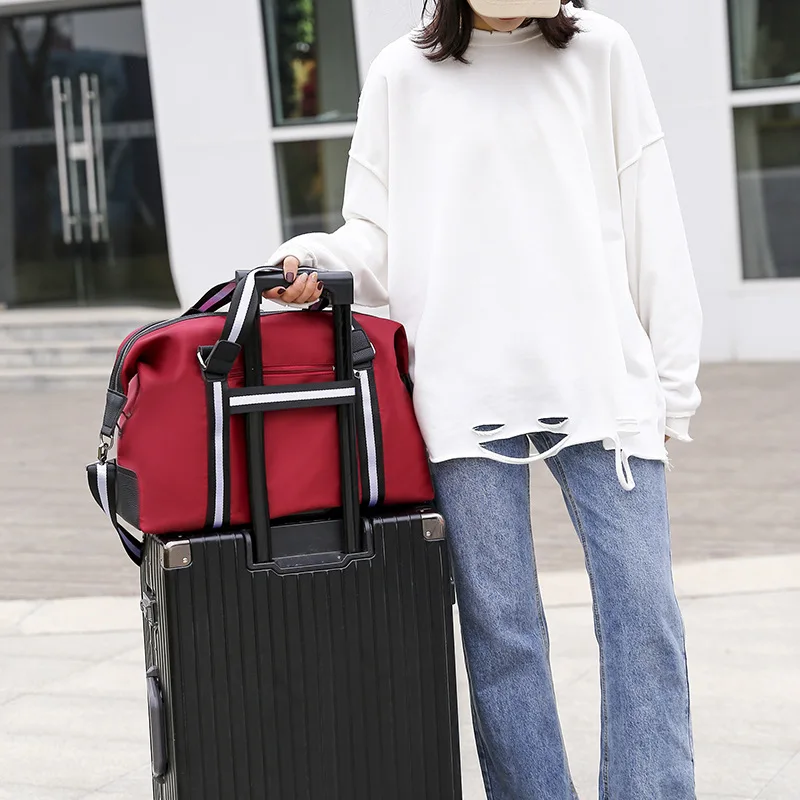 Bolso de mano de mujer con separación de ropa seca y húmeda de Color sólido, paquete de moda, bolso de equipaje de hombro femenino de viaje al aire libre de gran capacidad