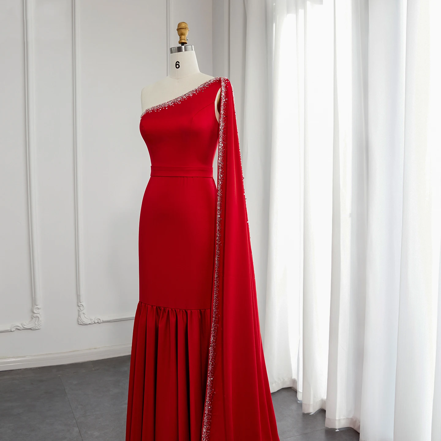 Sharon Said Burgunderrotes One-Shoulder-Abendkleid mit Cape-Ärmeln für Damen, Hochzeit, luxuriös, Dubai, formelle Partykleider SS384, individuell gestaltet