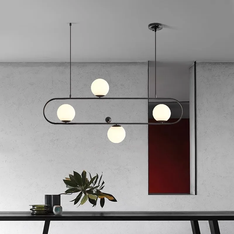 Plafonnier LED suspendu au design moderne, éclairage d'intérieur, luminaire décoratif de plafond, idéal pour un salon ou une salle à manger