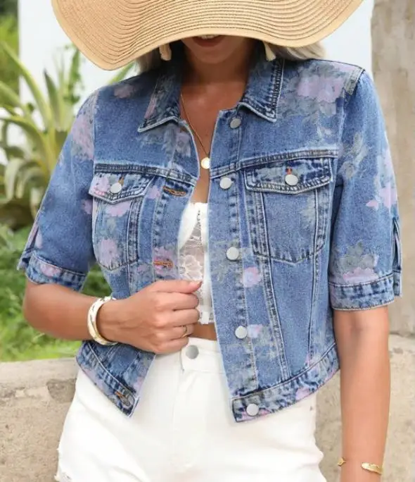 

Осенняя приталенная короткая джинсовая куртка с цветочным принтом для женщин, модная, персонализированная, модная, с лацканами, джинсовая куртка с короткими рукавами