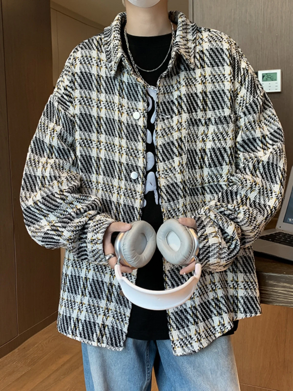 

Loose Fit Plaid Jaet for Men Spring Autumn Faion Brand Small Fraance Sle Large Size Options Collared Haome Coat