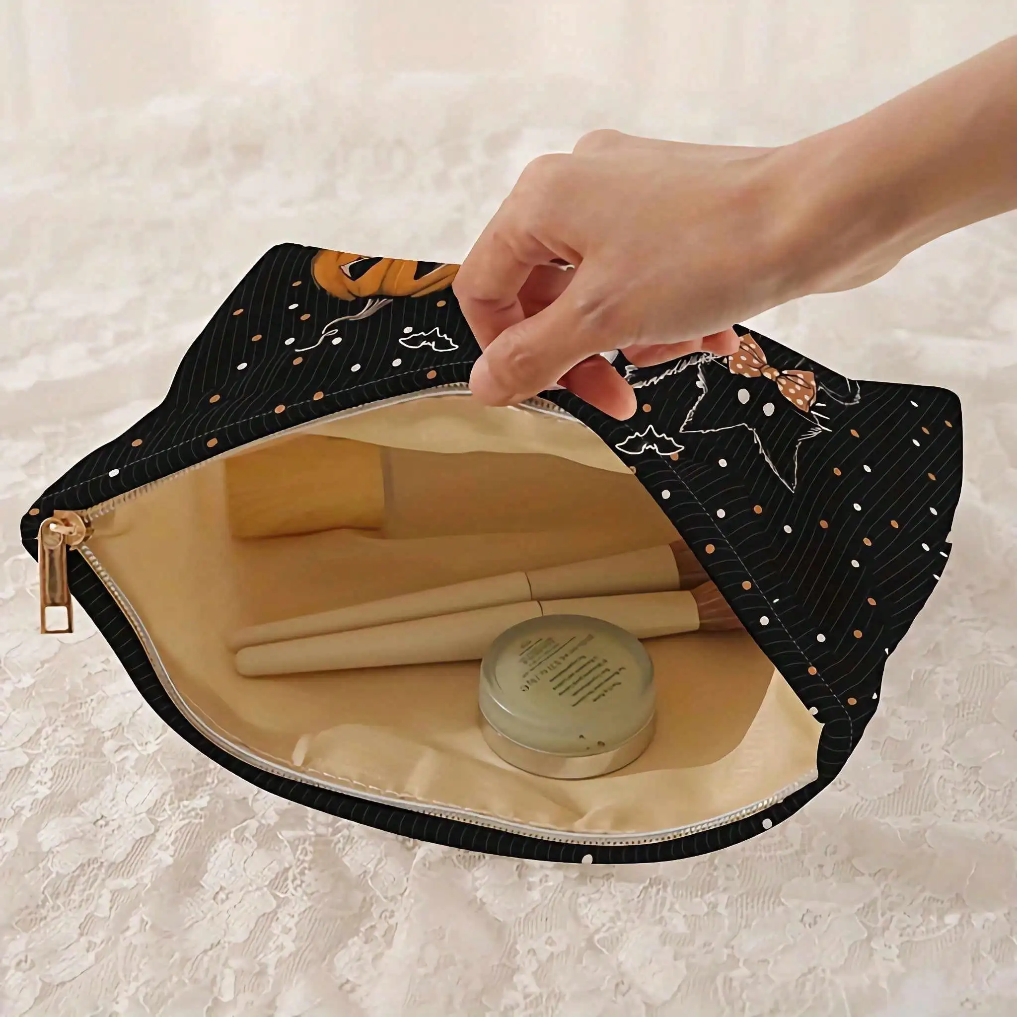 Women Halloween Print Corduroy Makeup Pouch, Ghost Pumpkin Black Cat Zipper Cosmetic Bag For Gift Travel