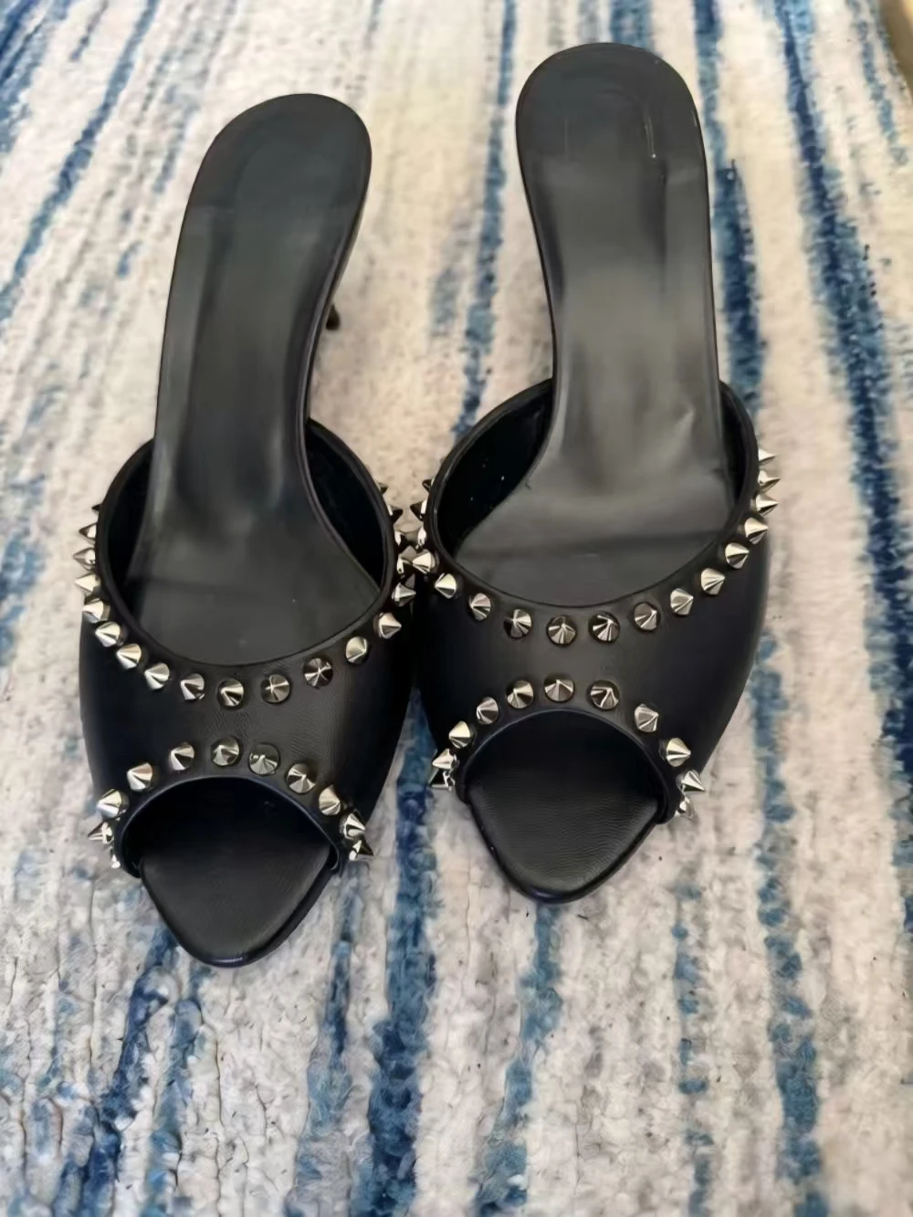 Summer Women's Black Leather Stiletto Heels Sandals Peep-Toe Silver Studded Decoration Comfortable Casual Style Sandals