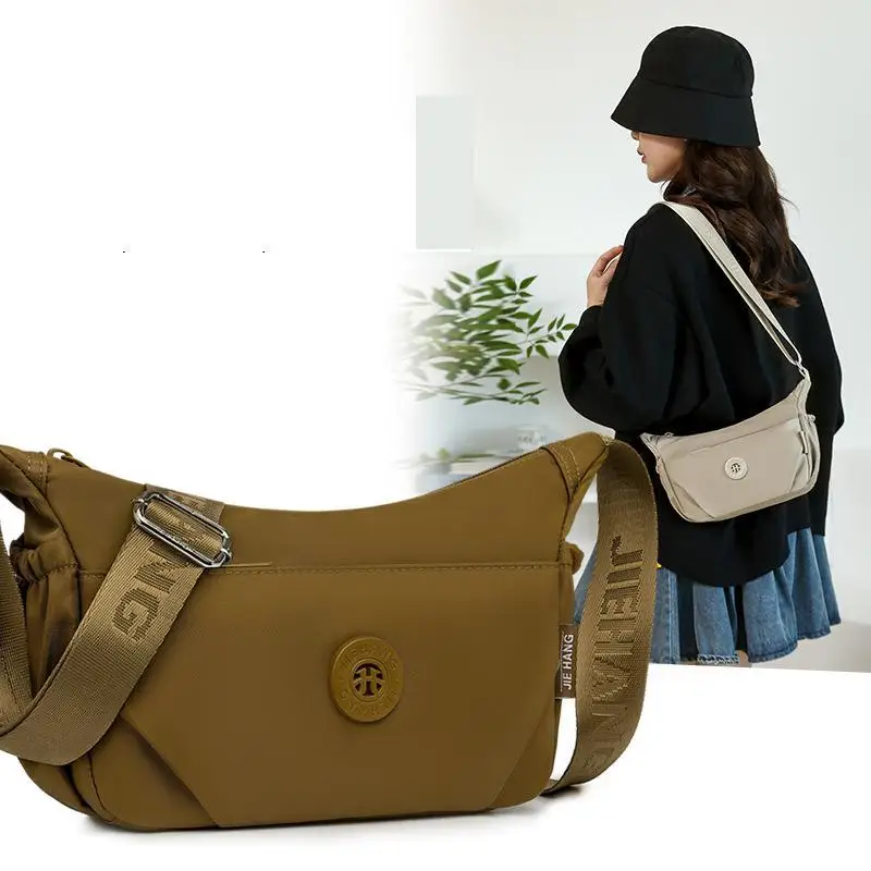 New Crossbody Bag Women's Dumpling Bag Fashionable Textness Shoulder Bag Lightweight Cloth Bag Middle-aged Multi-layer Mummy Bag