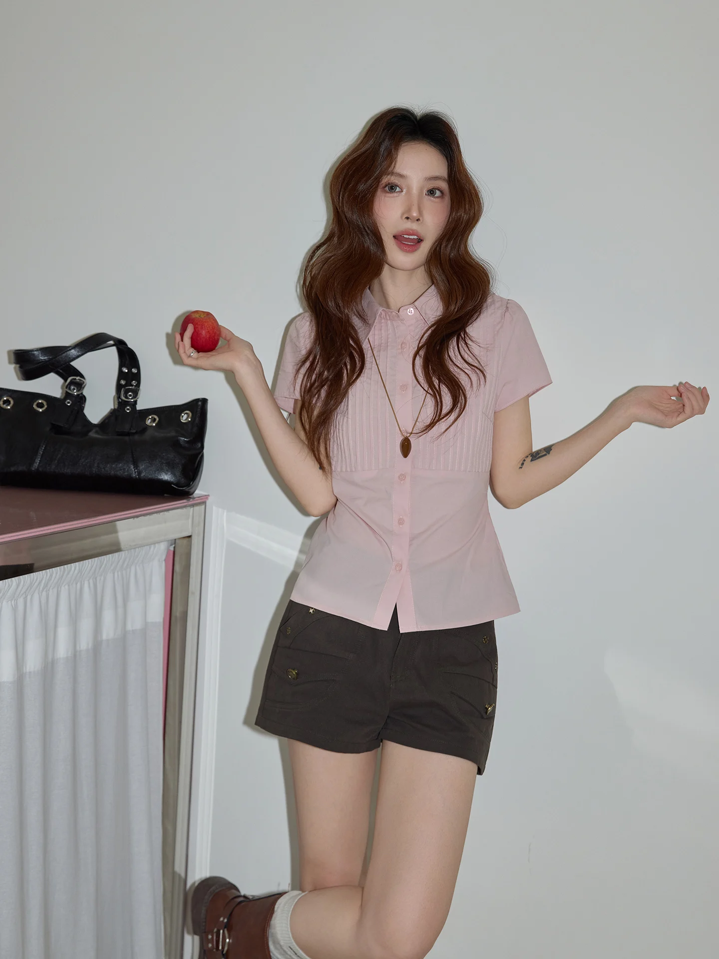 

Chaocha Home Korean Style Pink Neck Striped Shirt Women's Summer Slim Fit Short Sleeve Shirt Waist Cinched Fashionable