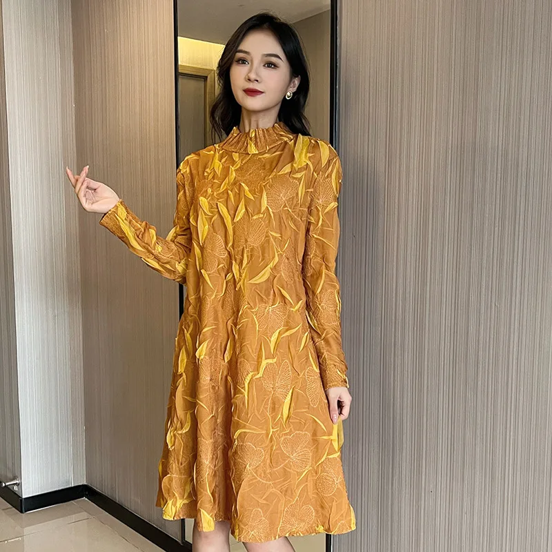 

2022New Miyake Pleated Embroidery Women's Temperament Print Loose Hollow Pullover Comfortable Heavy duty Crew Neck Fashion Dress