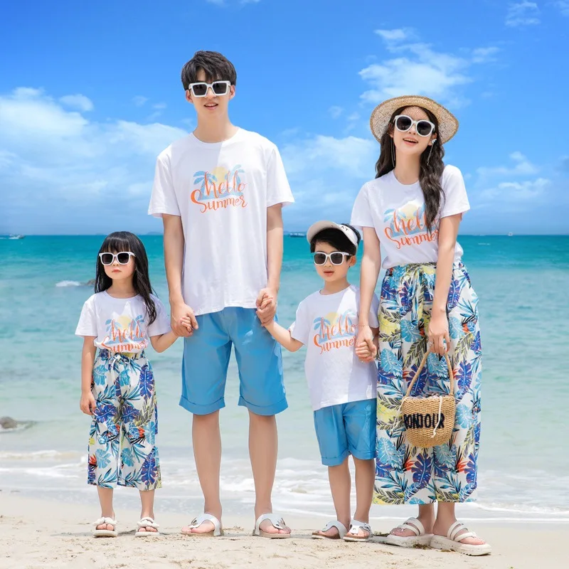 Resorts Look Family Matching Outfits Holiday Mom and Daughter T Shirts + Pants Two Piece Sets Dad and Son White Tees Shorts Suit