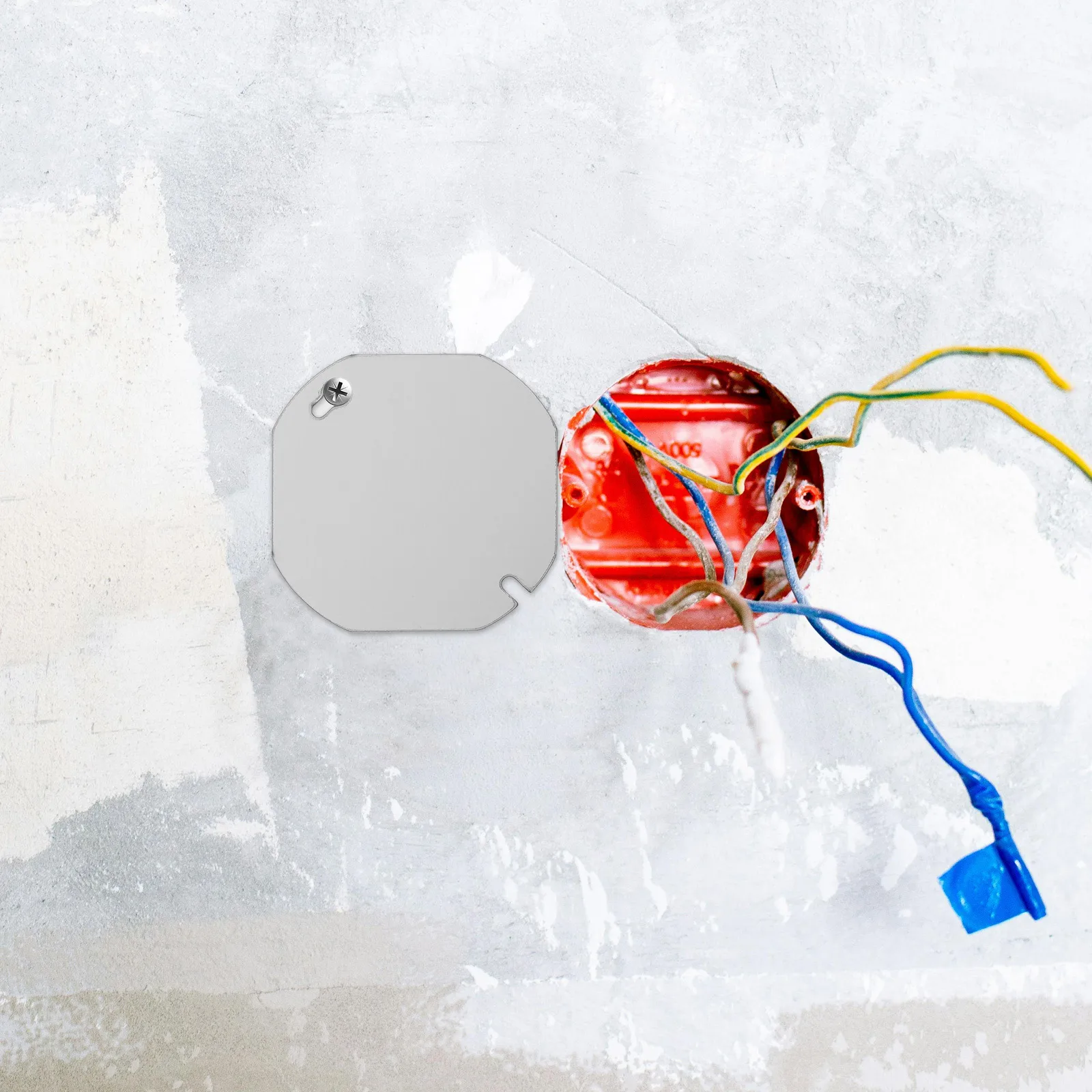 

4Pcs Octagon Electrical Box Covers Steel Flat Metal Blank Outlet Box Cover Plates for Residential Commercial Use