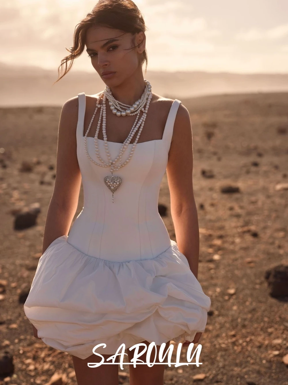 

Dance-ready Mini Wedding Dress Chic Bubble Skirt Romantic Square Neckline Customized Flowy Modern Sleeveless Bridal Gown