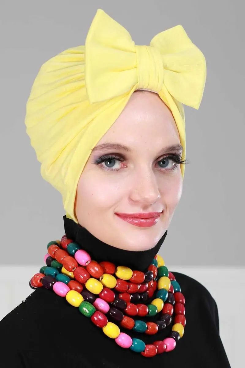 Motyl czesany kość żółty