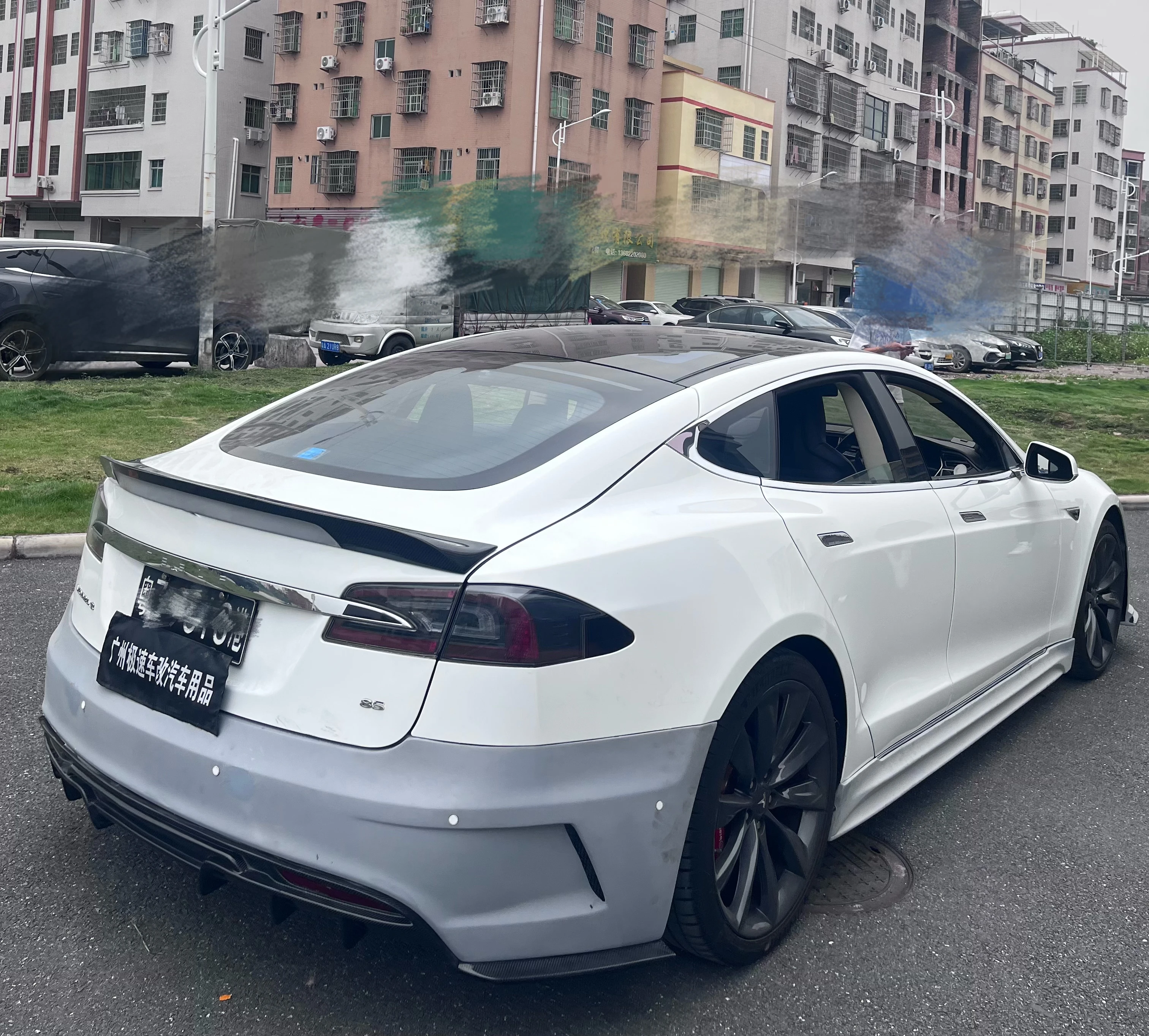 Auto Parts PD Style Body Kit Abs Material for Tesla Model s PD Front and Rear Bumpers Hood Diffuser Spoiler Body Kit