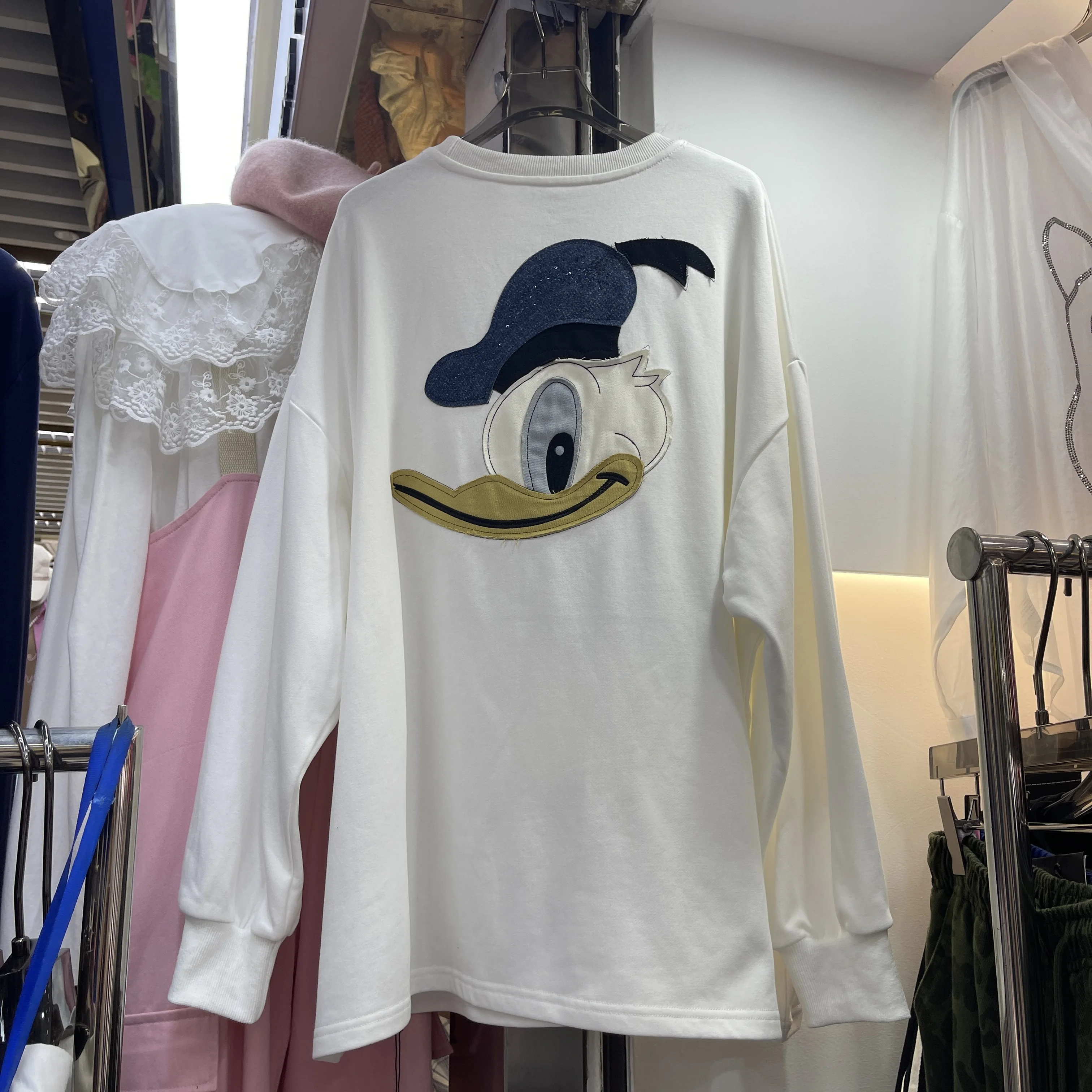 Cartoon Duck Patch Embroidered Crew Neck Sweatshirt Long Sleeve Women 2025 Early Autumn New Pullover Top Oversized Sweatshirts