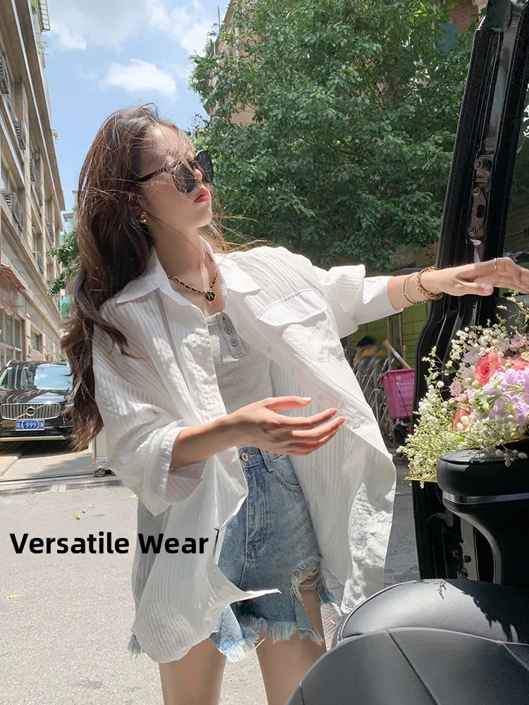 

Effect для похудения Long Sve Свободная женская одежда irt Тонкая весенняя верхняя одежда Белые вертикальные полоски для поездок на работу Корейская версия