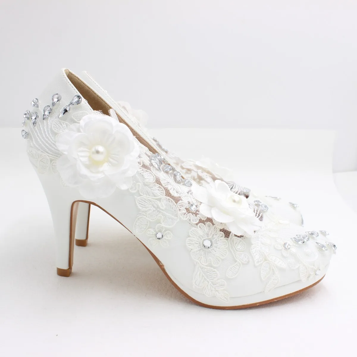 White Lace High Heels Bridal Wedding Shoes 8cm Stiletto Heel Elegant Pumps with Rhinestones and Pearls for Women Party & Evening