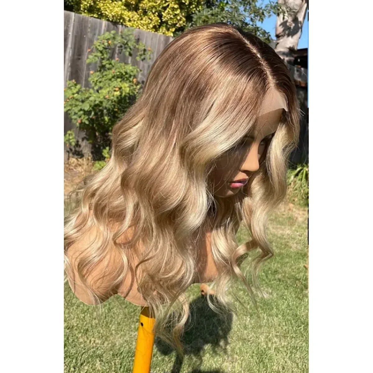 24Inch 180%Density Long Highlight Blond Body Wave HD Lace Frontal Wigs Hair Pre Plucked Hair Wigs For Women Baby Hair Deep Part