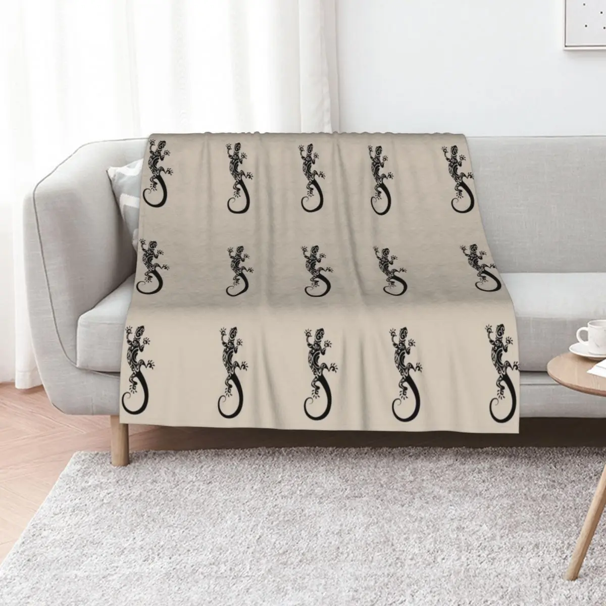 Lizard Gecko Tribal Throw Blanket For Decorative Sofa Furry Kid'S Flannels funny gift Blankets Sofas Of Decoration Blankets