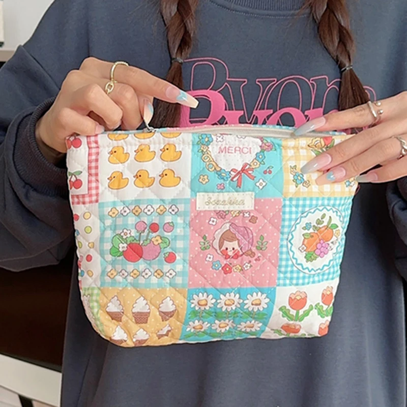 Baby Diapers Storage Bag Portable Travel Baby Washing Supplies Zipper Storage Bag Fashion Flower Large-Capacity Storage Handbag