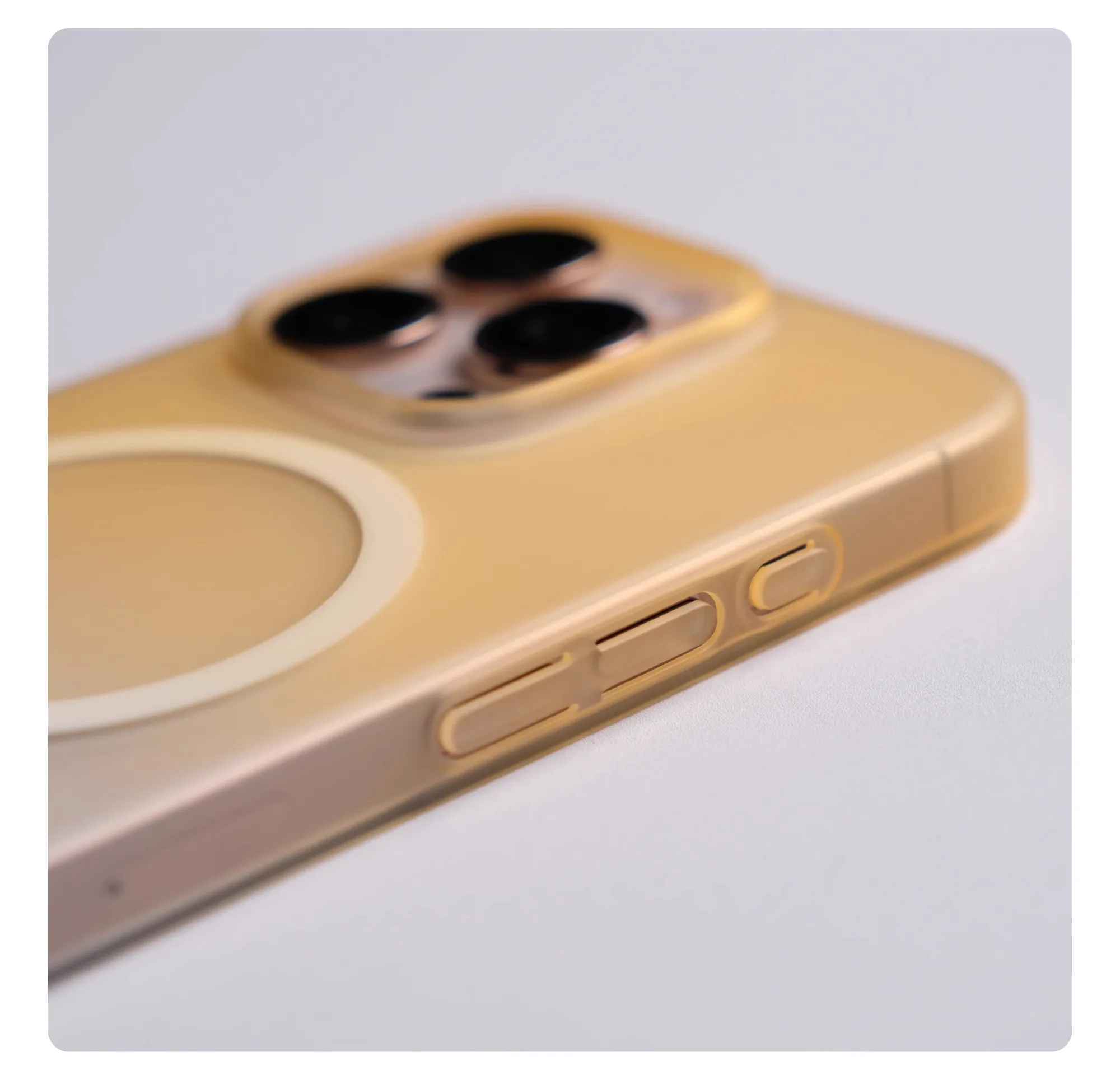 Funda de carga inalámbrica magnética transparente mate degradado ultrafino para iPhone 17 Air 16 15 14 13 12 Pro Max para cubierta dura de PC Magsafe