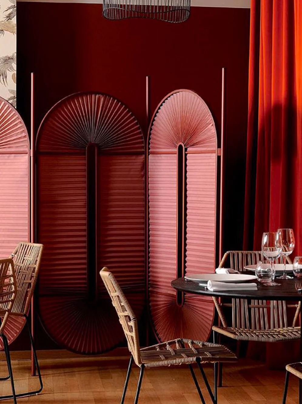 ライト高級エンボス重畳モバイル屏風モダンシンプルリビングルーム玄関パーティション