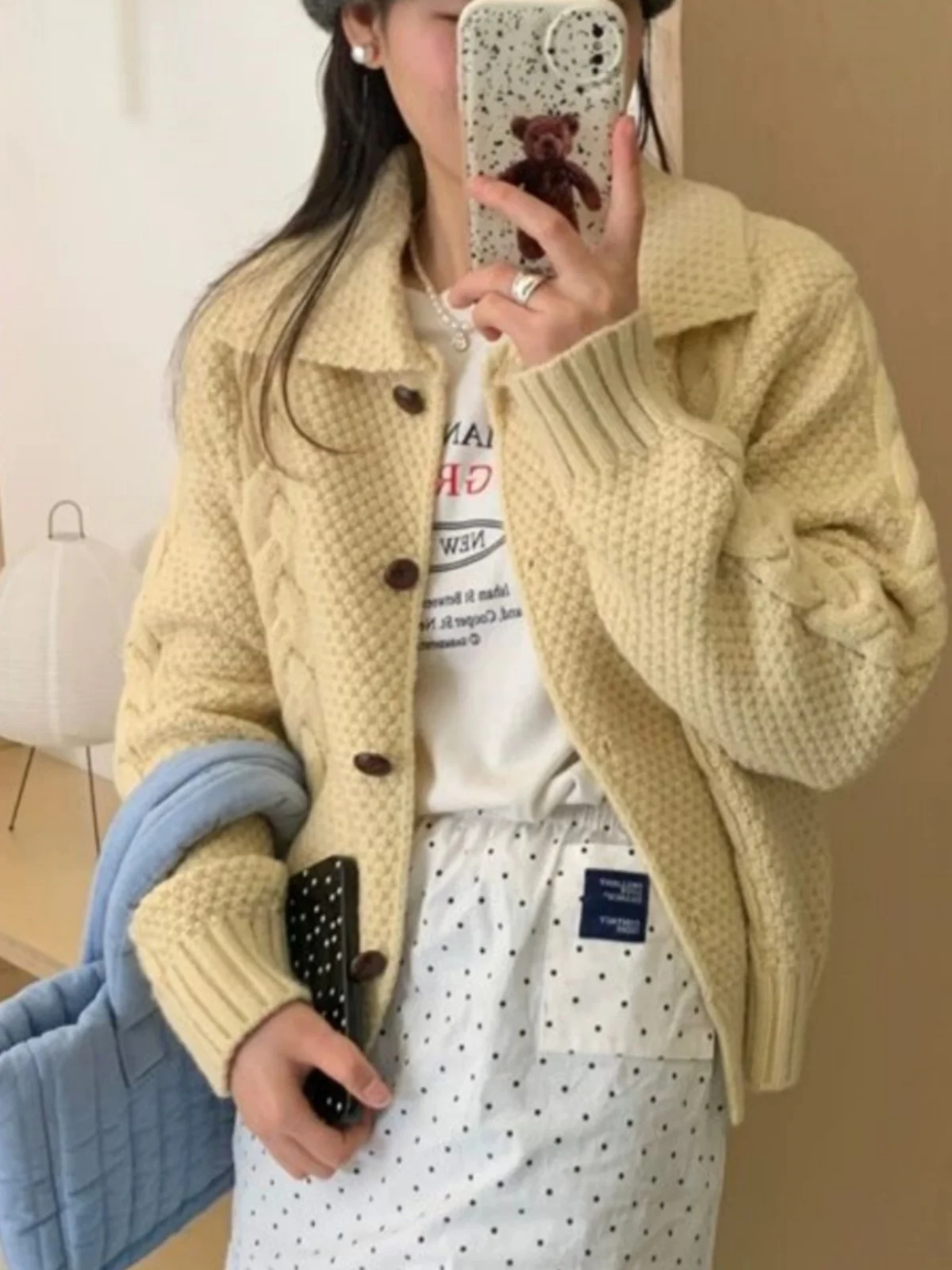 معطف نسائي طويل بياقة بولو محبوك بلون أرجواني ناعم للربيع والخريف، مناسب لطالبات الفنون، تصميم أنيق بأكمام طويلة