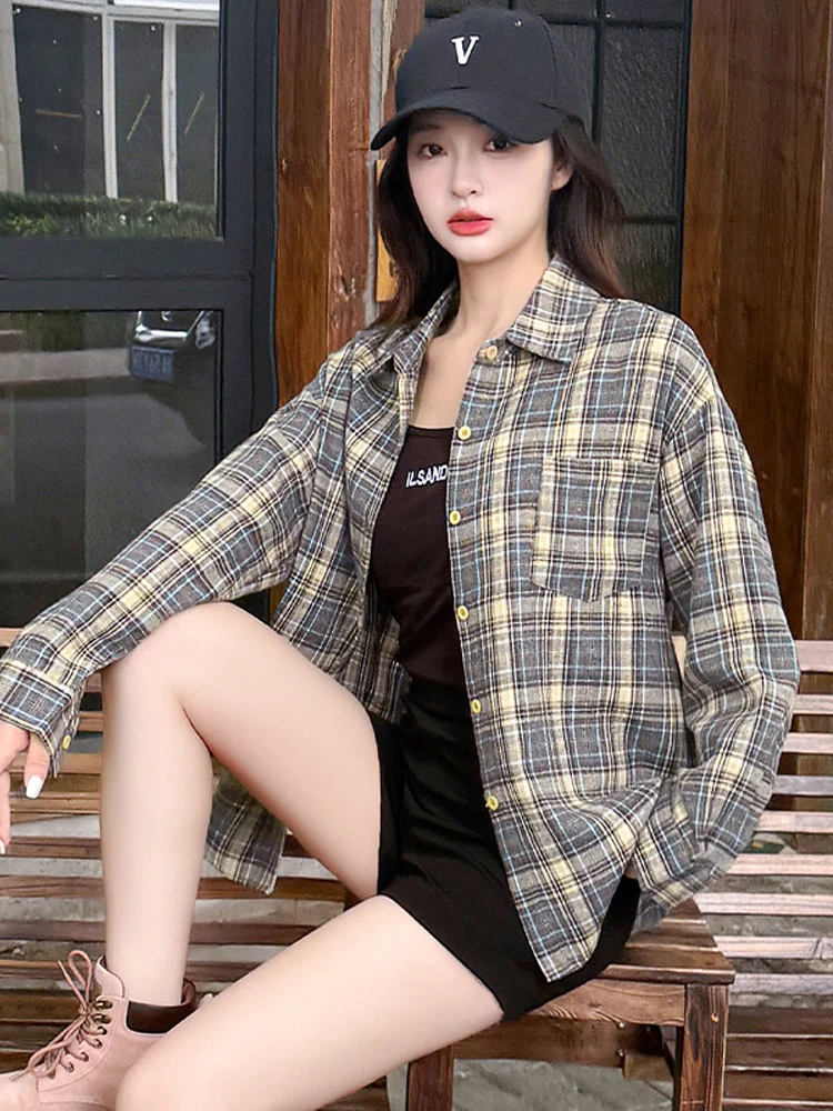 

New Autumn Fashion Women's Plaid Shirt,Long Sleeved Shirt,Turn-Down Collar Shirt,Casual Shirts,Patchwork Shirts,Pocket On Shirts