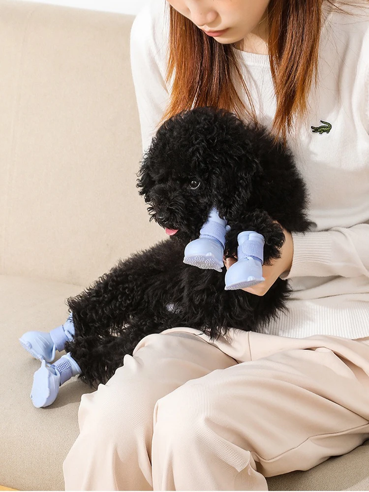Chaussures de pluie imperméables pour animaux de compagnie, toutes saisons, bottes en caoutchouc antidérapantes pour chiens et chats, chaussettes pour petits, moyens et grands chiens, fournitures pour